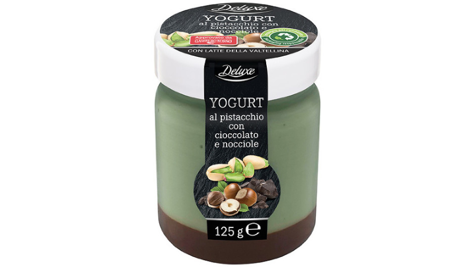 Yogurt al Pistacchio con Cioccolato e Nocciole
