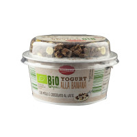 Yogurt alla Banana con Müsli e Cioccolato al Latte