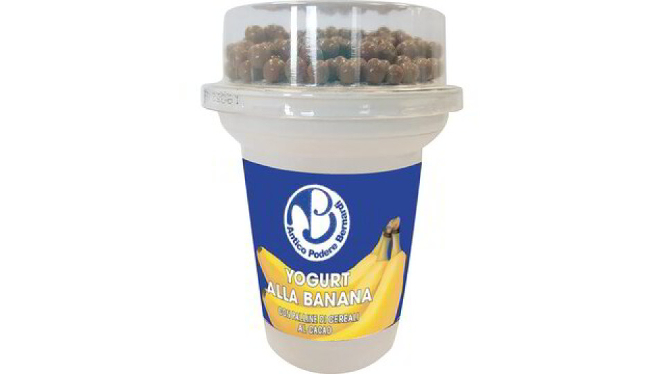 Yogurt alla banana con palline di cereali e cioccolato