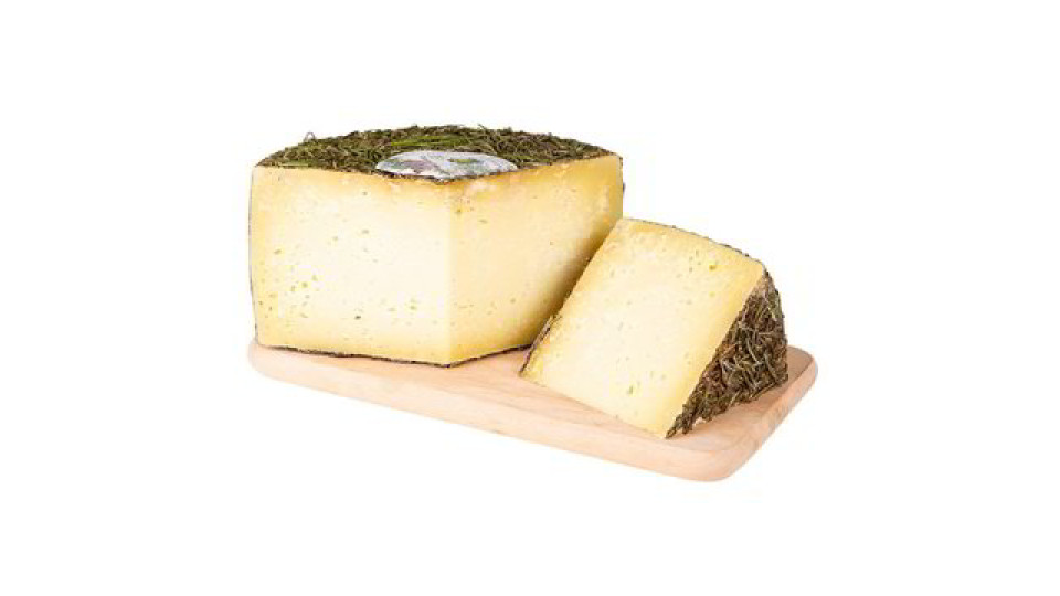 PECORINO AFFINATO NEL ROSMARINO