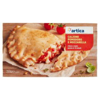 CALZONE POMODORO E MOZZARELLA