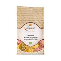 Tagliatelle di grano duro con ortica e bietola rossa