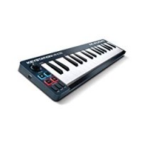 M-Audio Keystation Mini 32, Tastiera Controller MIDI USB Portatile e Leggera con 32 Tasti Sensibili alla Dinamica, Ignite e Ableton Live Lite