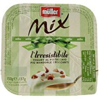 Müller Mix l'Irresistibile yogurt al pistacchio più mandorle croccanti