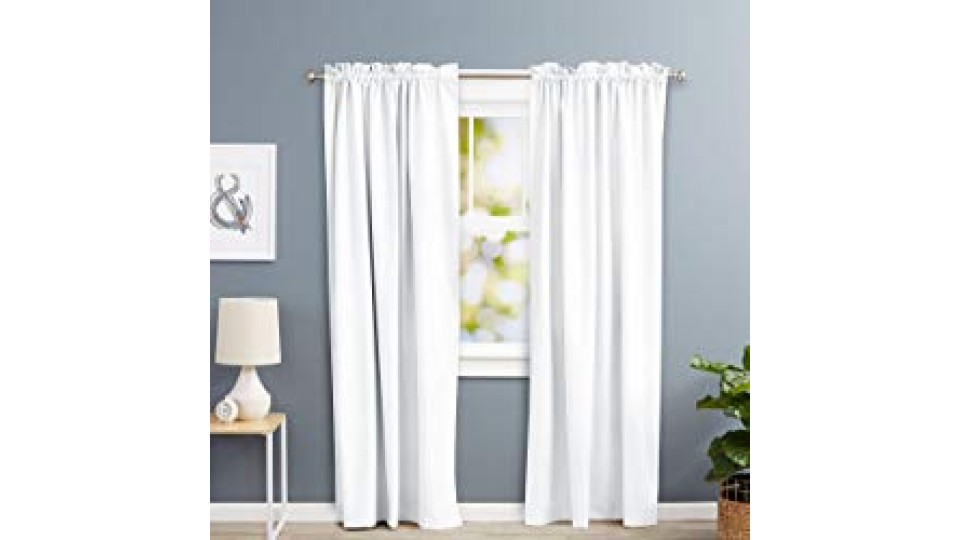 AmazonBasics - Tenda Termica Isolante Oscurante con 2 fermatenda, 1 pannello