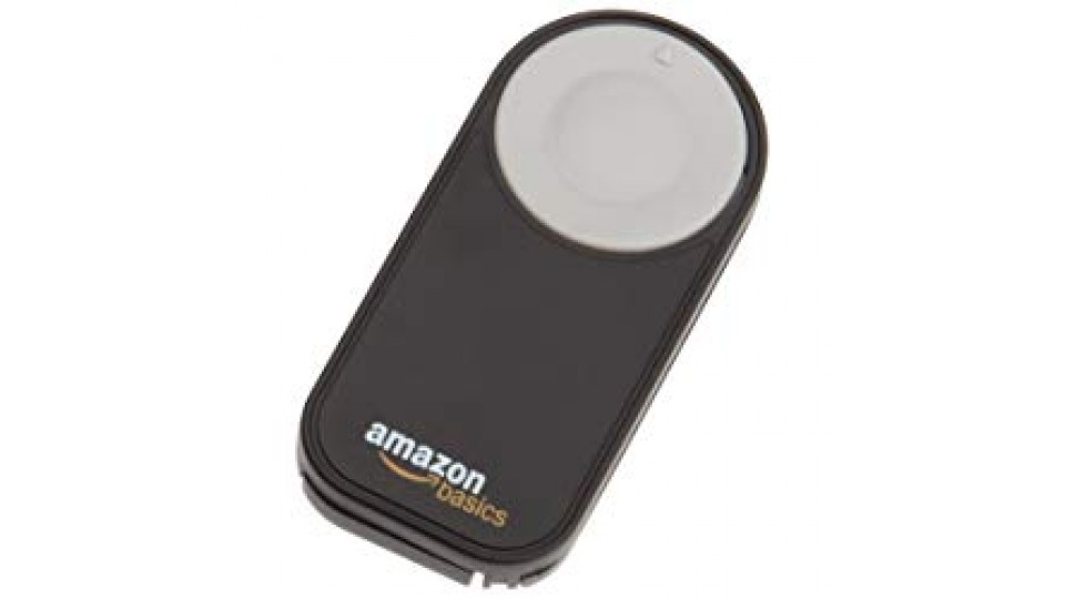 AmazonBasics - Telecomando wireless per fotocamere digitali SRL Nikon P7000, D3000, D40, D40x, D50, D5000, D60, D70, D7000, D70s, D80 e D90