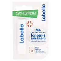 Labello Med Repair Balsamo Labbra, Formula senza Oli Minerali e Parabeni, 24h di Idratazione, Fattore di Protezione Solare 15