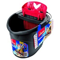 Vileda Revolution Sistema Lavapavimenti con Secchio, Strizzatore e Piastra, con 1 Panno in Microfibra, Ferro, Nero/Rosso