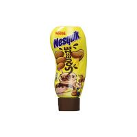 NESQUIK SQUEEZE topping al cioccolato - 3 pezzi da 300 ml [900 ml]