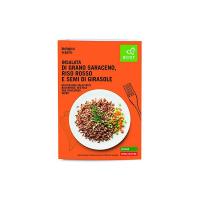 Insalata di grano saraceno, riso rosso e semi di girasole