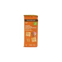 Crackers semintegrali salati senza granelli di sale in superficie