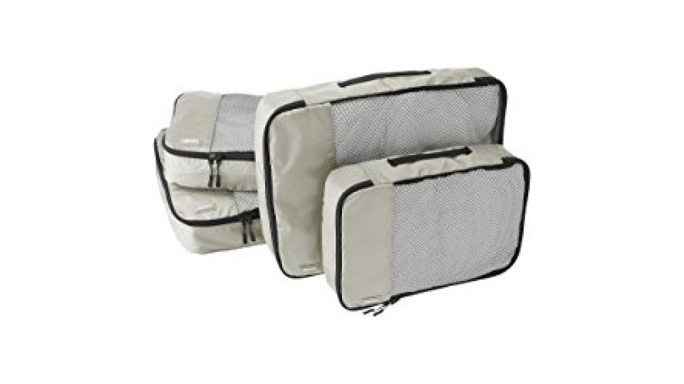 AmazonBasics - Set da 4 cubi organizzatori, 2 misura media e 2 misura grande, Grigio