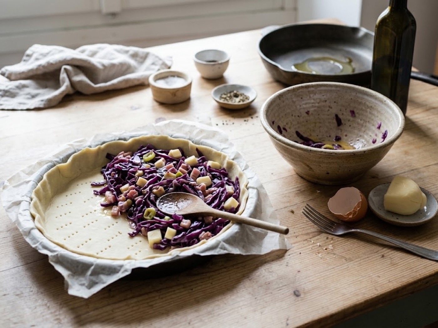 Torta salata con cavolo viola e provola, passaggio 3