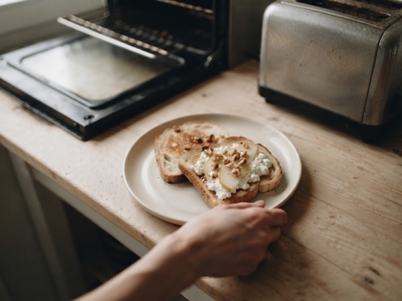 Toast al formaggio noci e pera, passaggio 6
