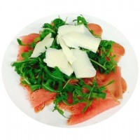 Carpaccio Tonno Rucola Grana