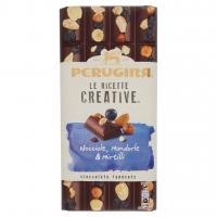 Nocciola mandorle mirtilli tavoletta di cioccolato fondente